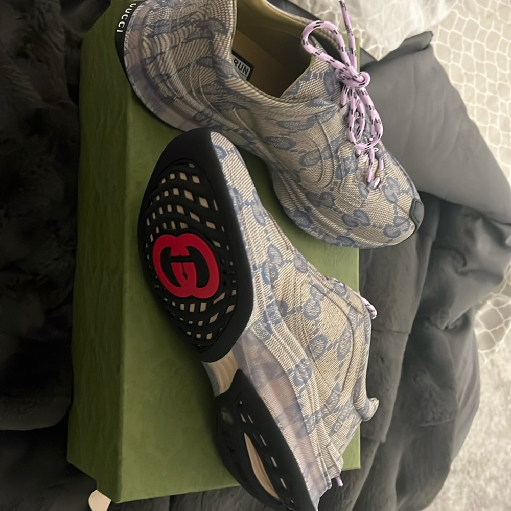 GUCCI sneakers brand new with box